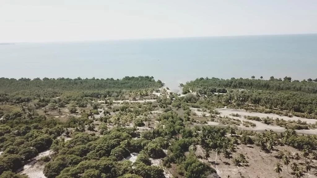 Land in Ampasindava, Diana, Madagascar 1 - 12432190