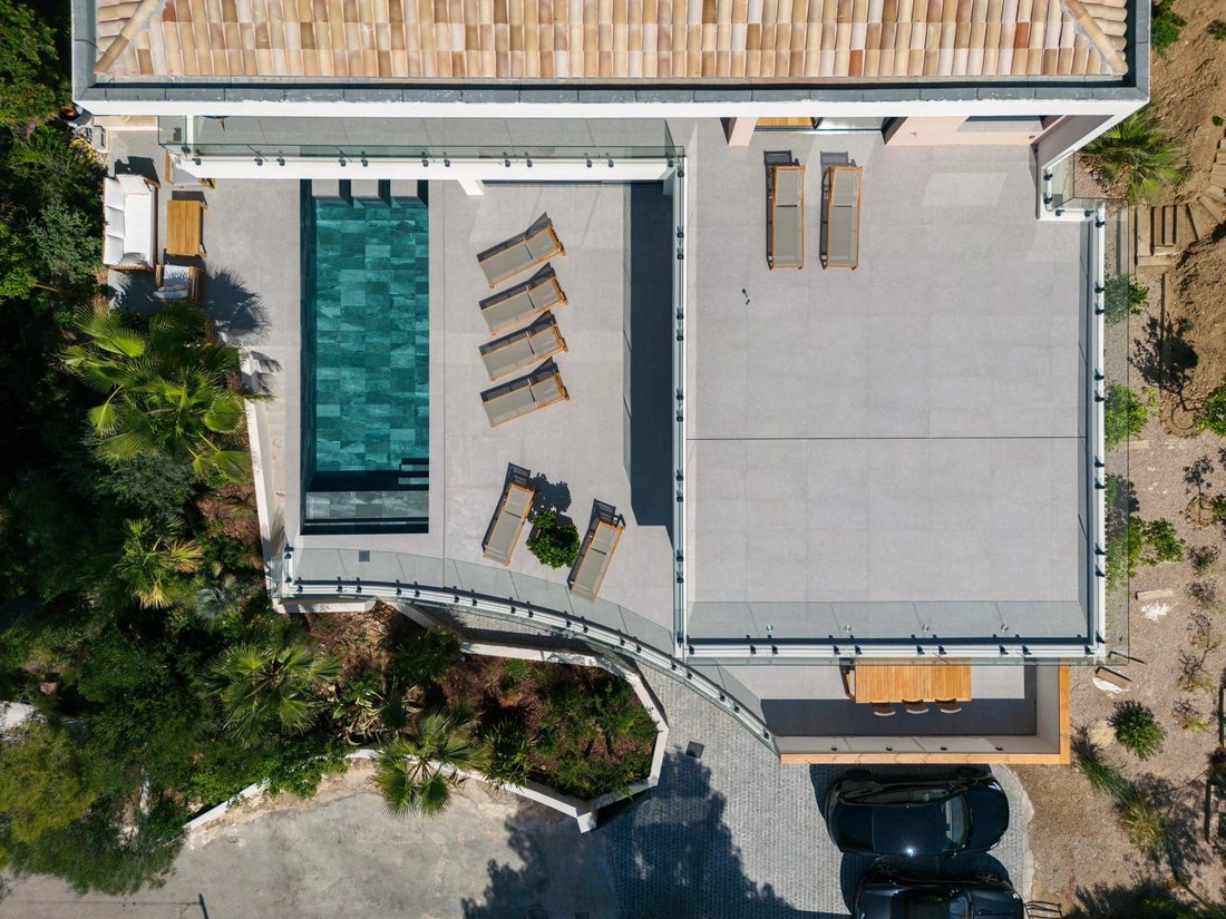 Villa in Les Issambres, Roquebrune-sur-Argens, France 5 - 13245740