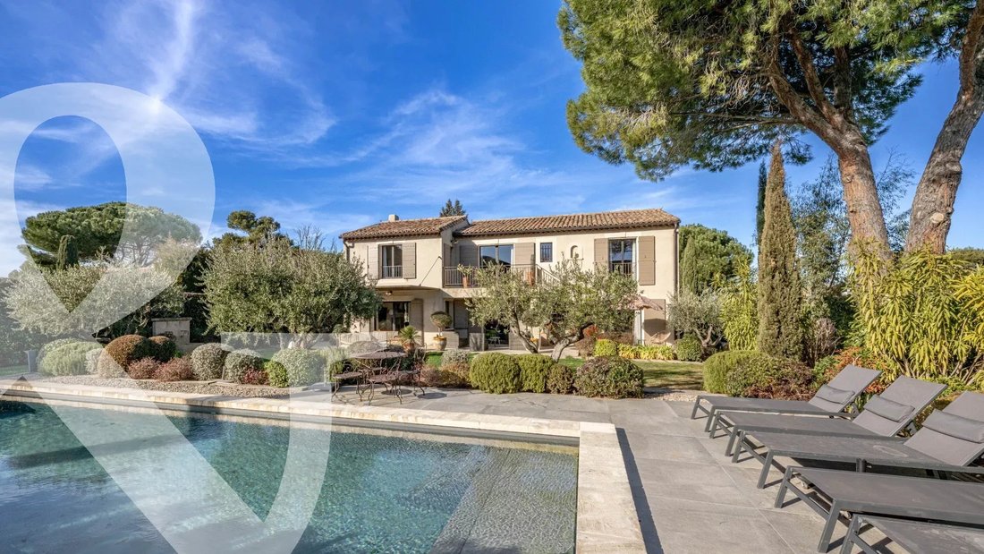 House in Eygalières, Provence-Alpes-Côte d'Azur, France 1 - 15145668
