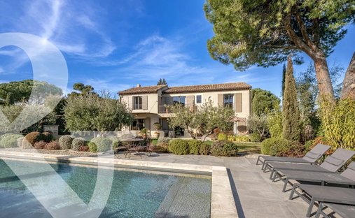 House in Eygalières, Provence-Alpes-Côte d'Azur, France 1