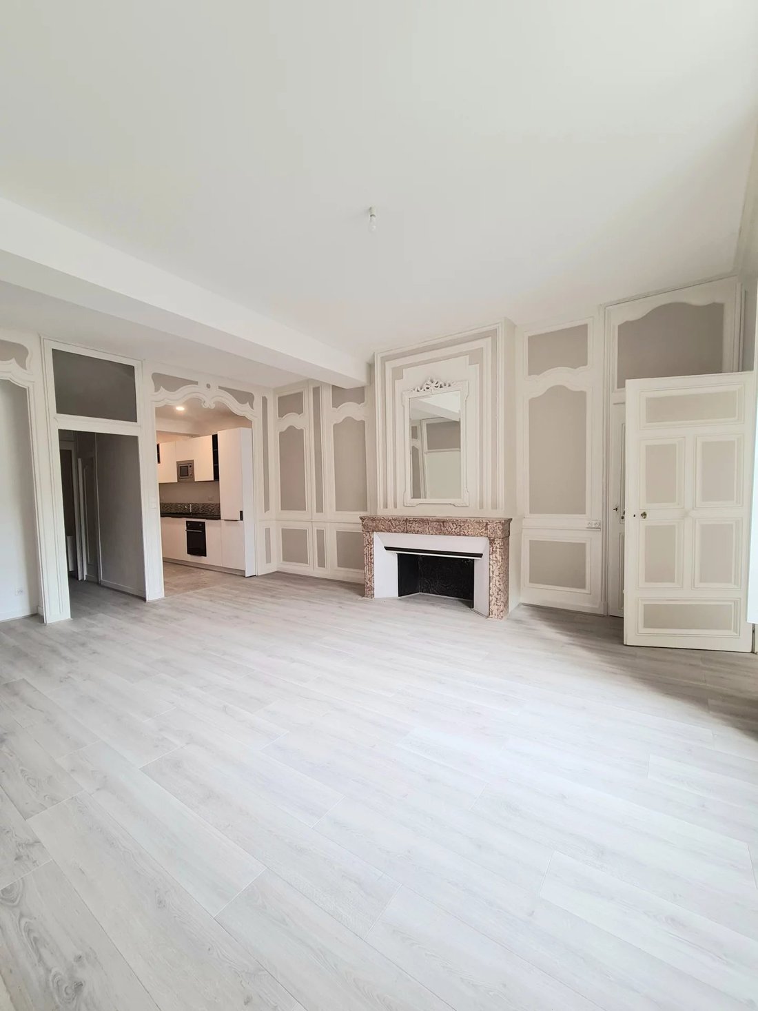 Apartamento en Beaune, Borgoña-Franco Condado, Francia 1 - 13738704
