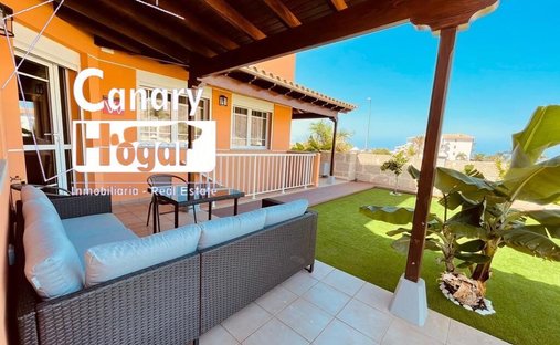 Villa in Los Cristianos, Canary Islands, Spain 1