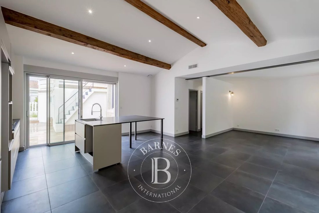 House in Caudéran-Barrière Judaïque, Bordeaux, France 1 - 12795931