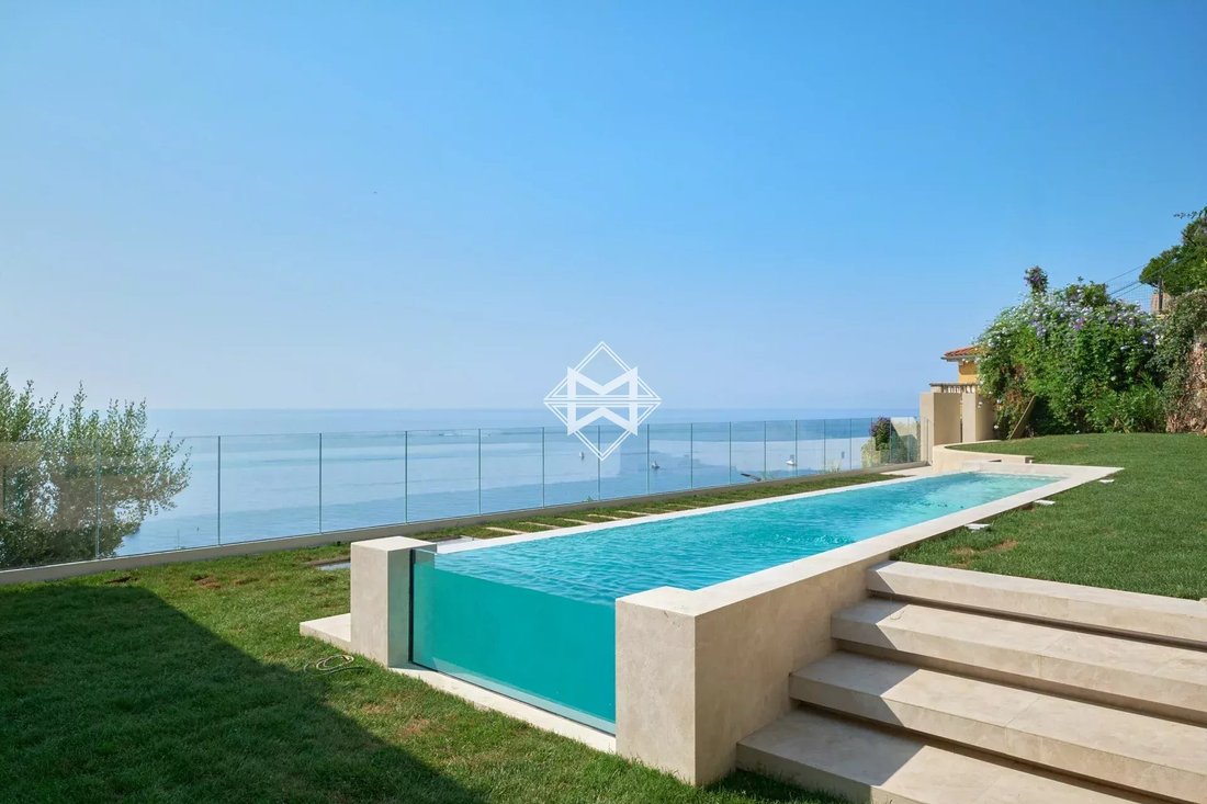 Villa in Village-Cros de Caste-Coupiere-Mont Gros, Roquebrune-Cap-Martin, France 2 - 14614820