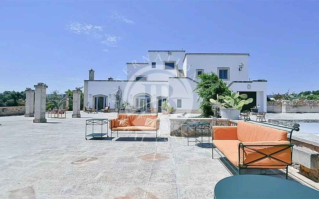 Villa in Savelletri, Selva di Fasano, Apulia 1 - 14505599