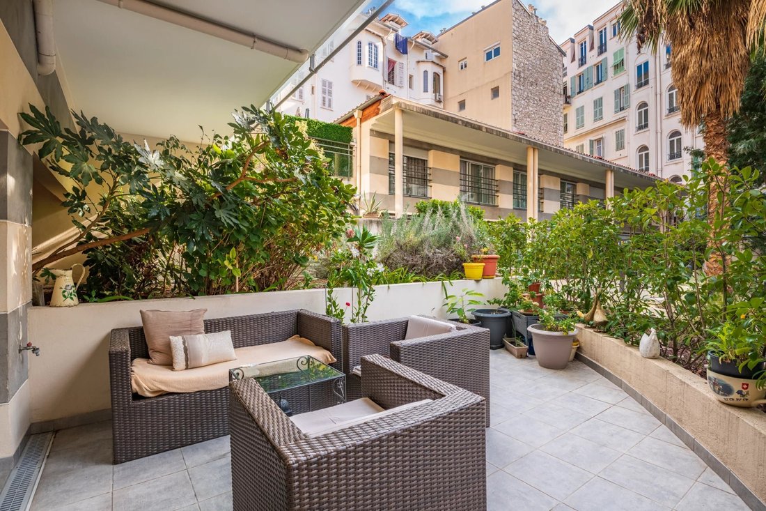 Apartment in Charpennes, Villeurbanne, France 1 - 12299216