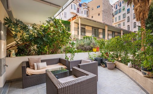 Apartment in Charpennes, Villeurbanne, France 1