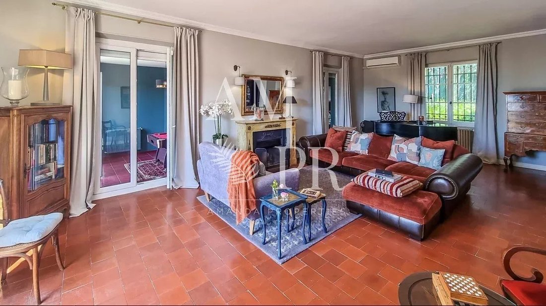 Villa in Collines, Le Cannet, France 5 - 12960510