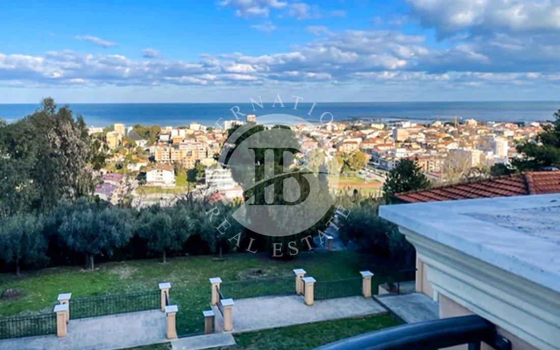 Apartment in Giulianova, Abruzzo, Italy 1 - 15194837