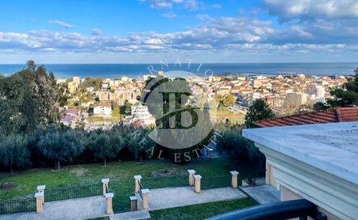 Apartment in Giulianova, Abruzzo, Italy 1