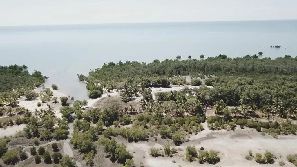 Land in Ampasindava, Diana, Madagascar 2 - 12432190