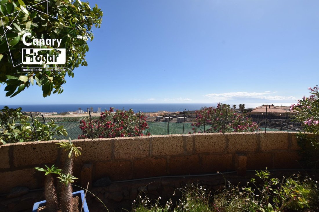 Villa in Callao Salvaje, Adeje, Canary Islands 2 - 15192490