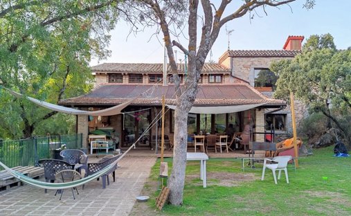 Country House in Galapagar, Community of Madrid, Spain 1