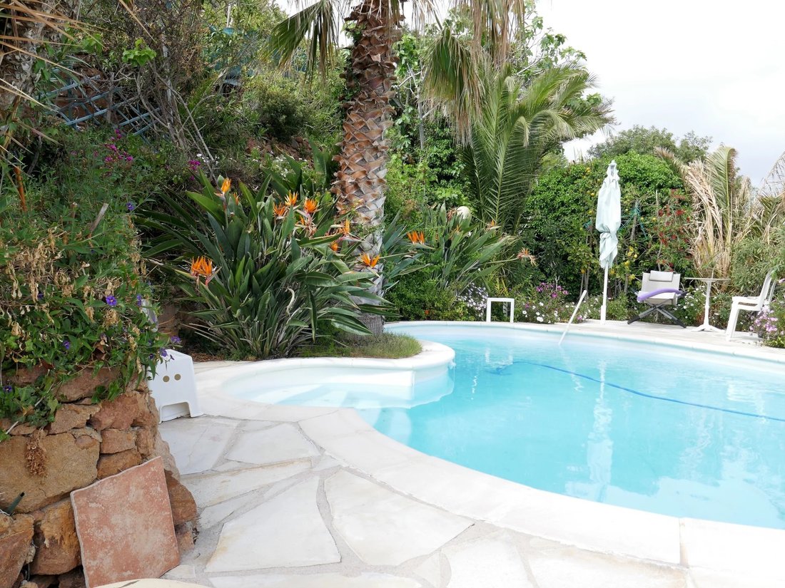 Villa in Cabriès, Provence-Alpes-Côte d'Azur, France 1 - 12779116