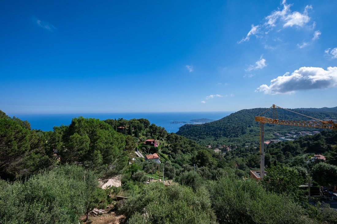 Villa in Èze, Provence-Alpes-Côte d'Azur, France 4 - 14756504