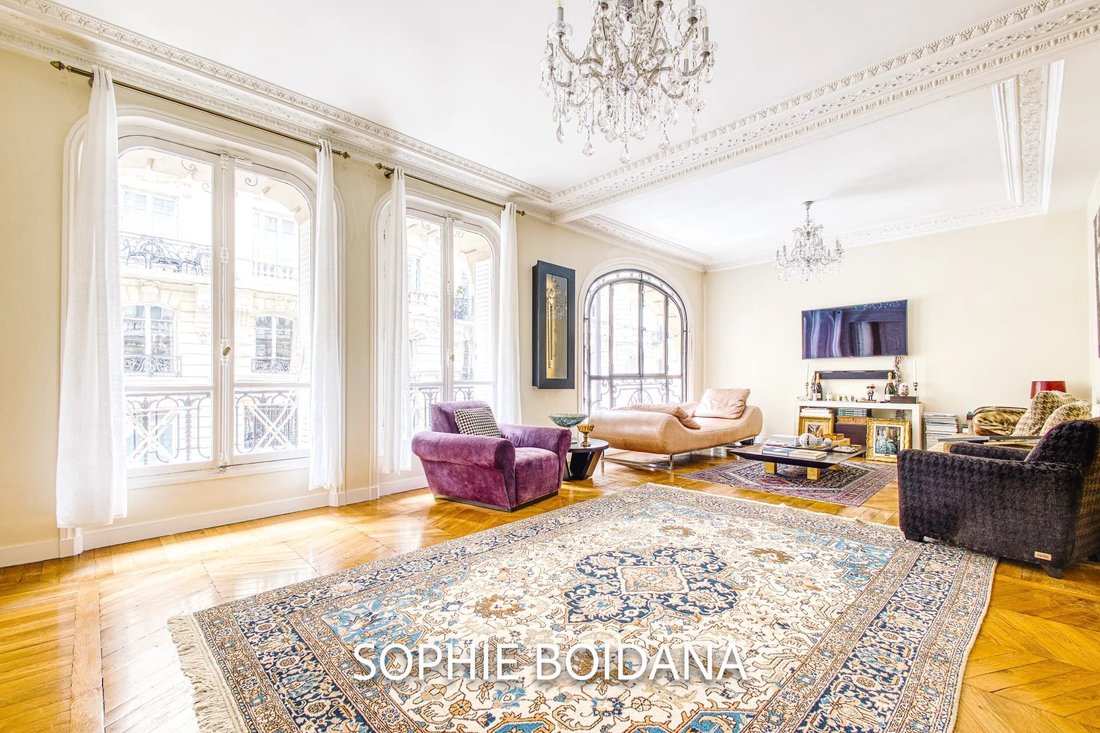 Apartment in Courcelles-Wagram, Paris 17e Arrondissement, Paris 2 - 14379068
