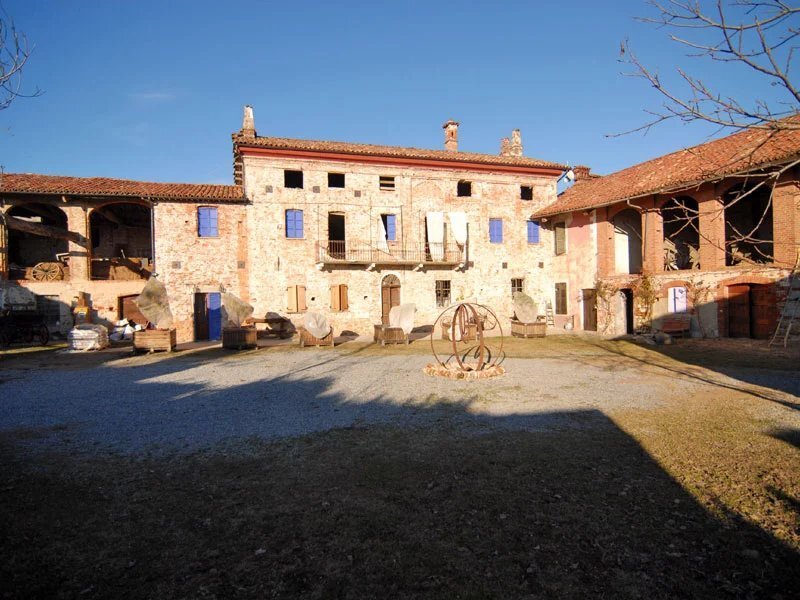 Farm Ranch in Lequio Tanaro, Piedmont, Italy 1 - 12850286