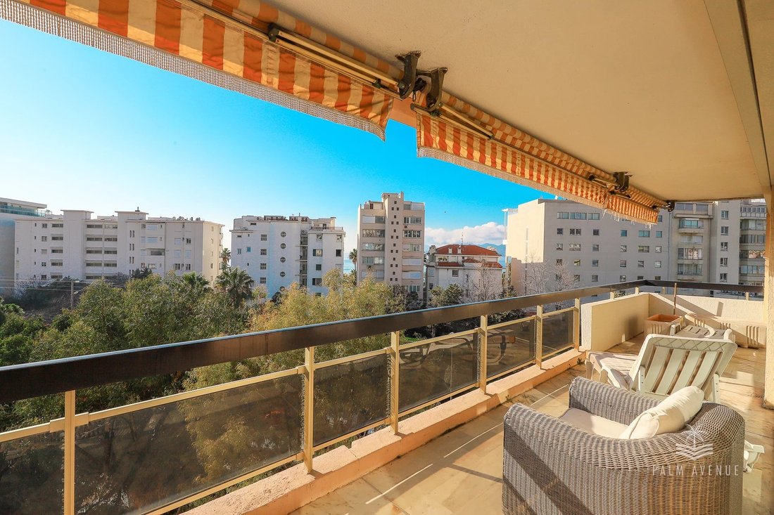 Apartment in Cannes, Provence-Alpes-Côte d'Azur, France 1 - 13779937