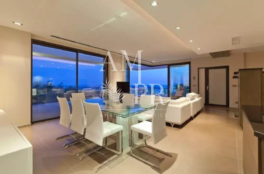 Villa in Cannes, Provence-Alpes-Côte d'Azur, France 5 - 10877548