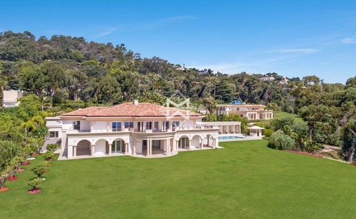 House in Cannes, Provence-Alpes-Côte d'Azur, France 1