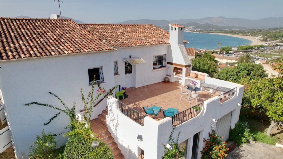 Villa in Grosseto-Prugna, Corsica, France 2 - 14827317