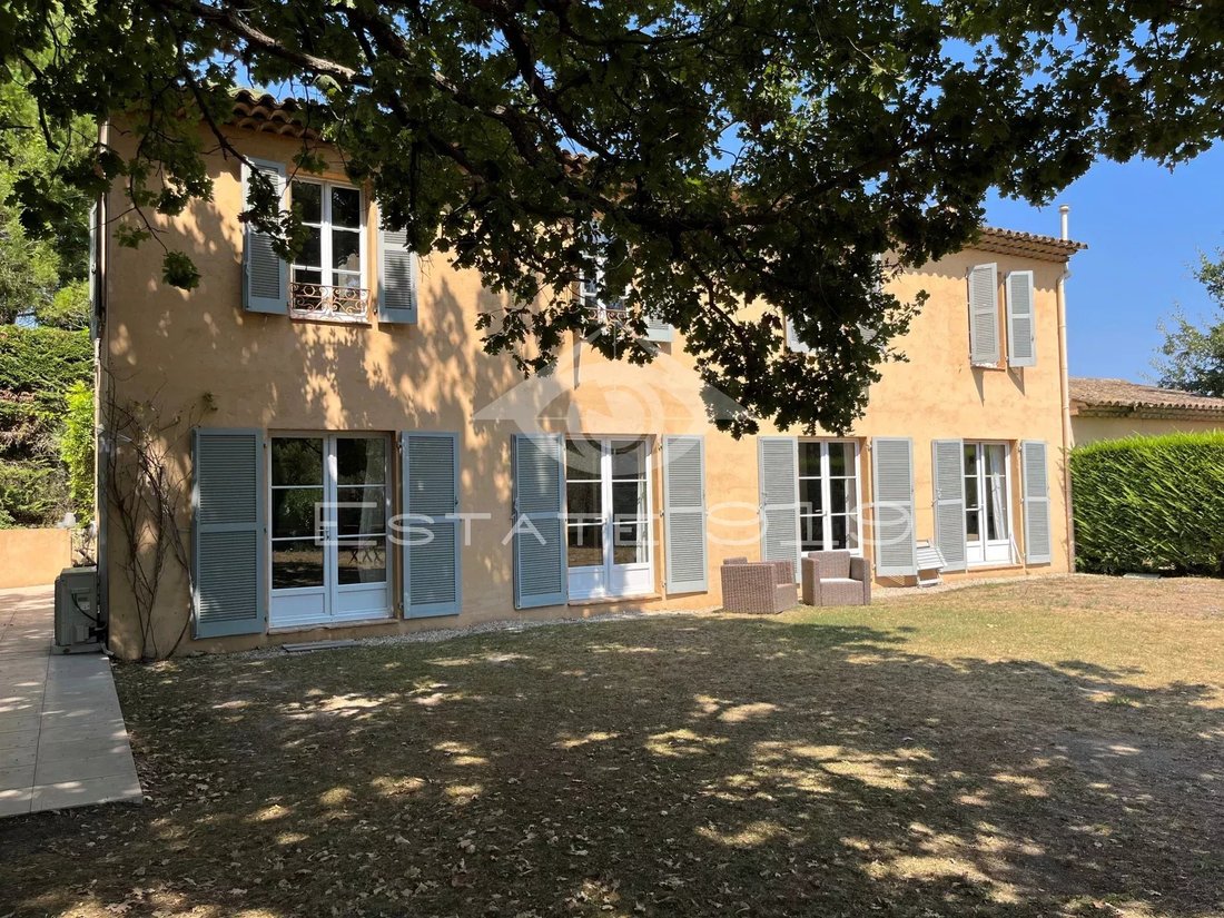 Villa in Grasse, Provence-Alpes-Côte d'Azur, France 3 - 14605148