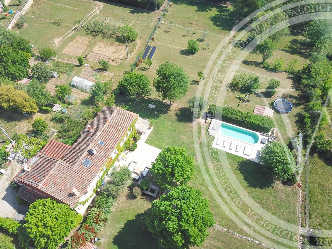Country House in Grasse, Provence-Alpes-Côte d'Azur, France 1 - 15196796