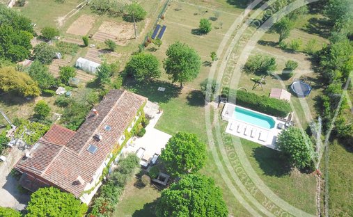 Country House in Grasse, Provence-Alpes-Côte d'Azur, France 1