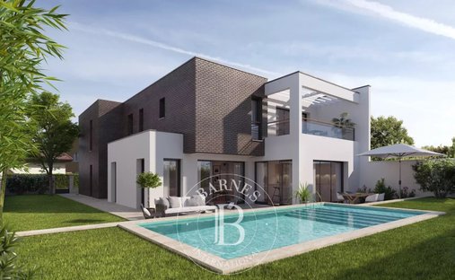House in La Garenne-Baudin, Le Bouscat, France 1