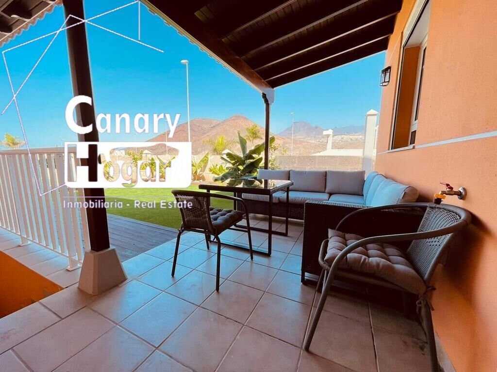 Villa in Los Cristianos, Canary Islands, Spain 3 - 15192834