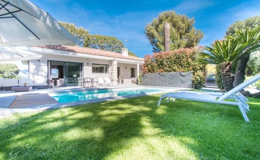 Villa in Cap Martin, Roquebrune-Cap-Martin, France 1