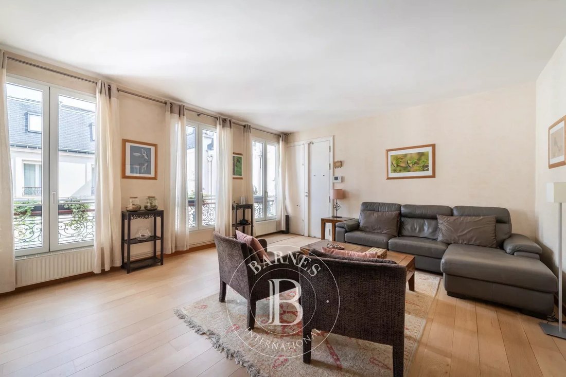 Apartment in Chaillot, Paris 16e Arrondissement, Paris 2 - 14684867