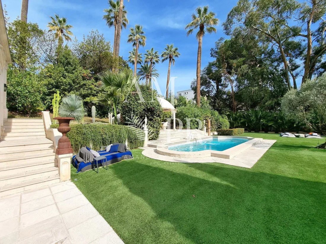 House in Cannes, Provence-Alpes-Côte d'Azur, France 4 - 12294468