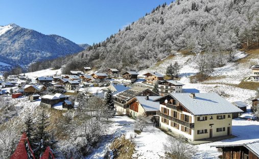 Chalet a Montriond, Auvergne-Rodano-Alpi, Francia 1