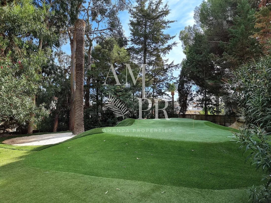 House in Cannes, Provence-Alpes-Côte d'Azur, France 5 - 12294468