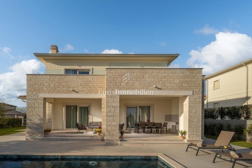 House in Porec, Istria County, Croatia 3 - 15196015