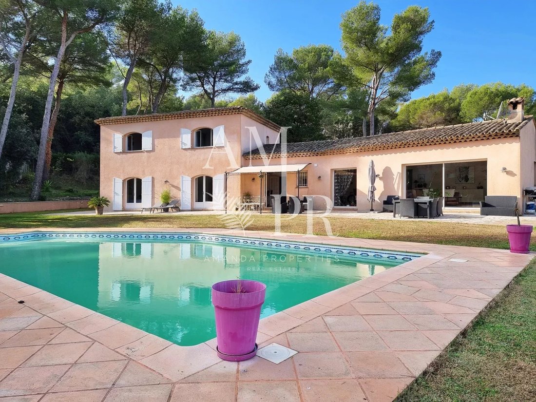 Villa in Les Impiniers-Font de Cine-Vaucontrade, Vallauris, France 3 - 12324203