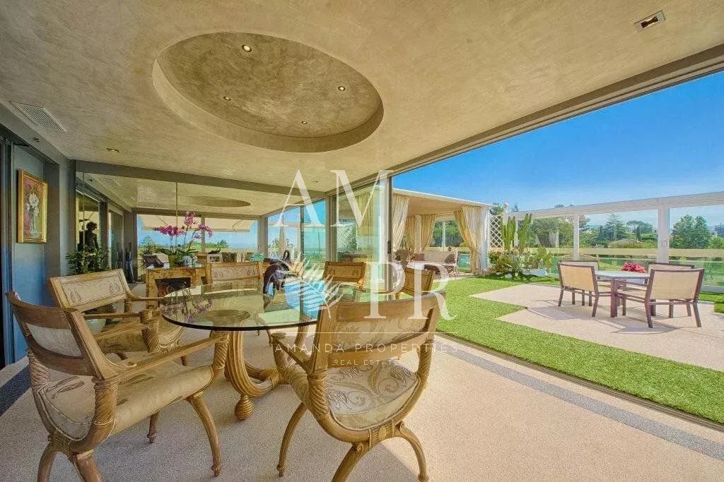 Apartment in Cannes, Provence-Alpes-Côte d'Azur, France 3 - 10877188