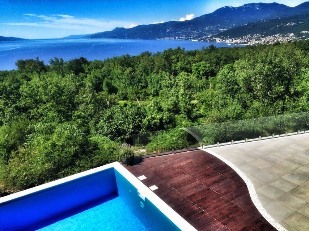 Villa in Mjesni odbor Srdoci, Grad Rijeka, Primorje-Gorski Kotar County 3 - 12936998