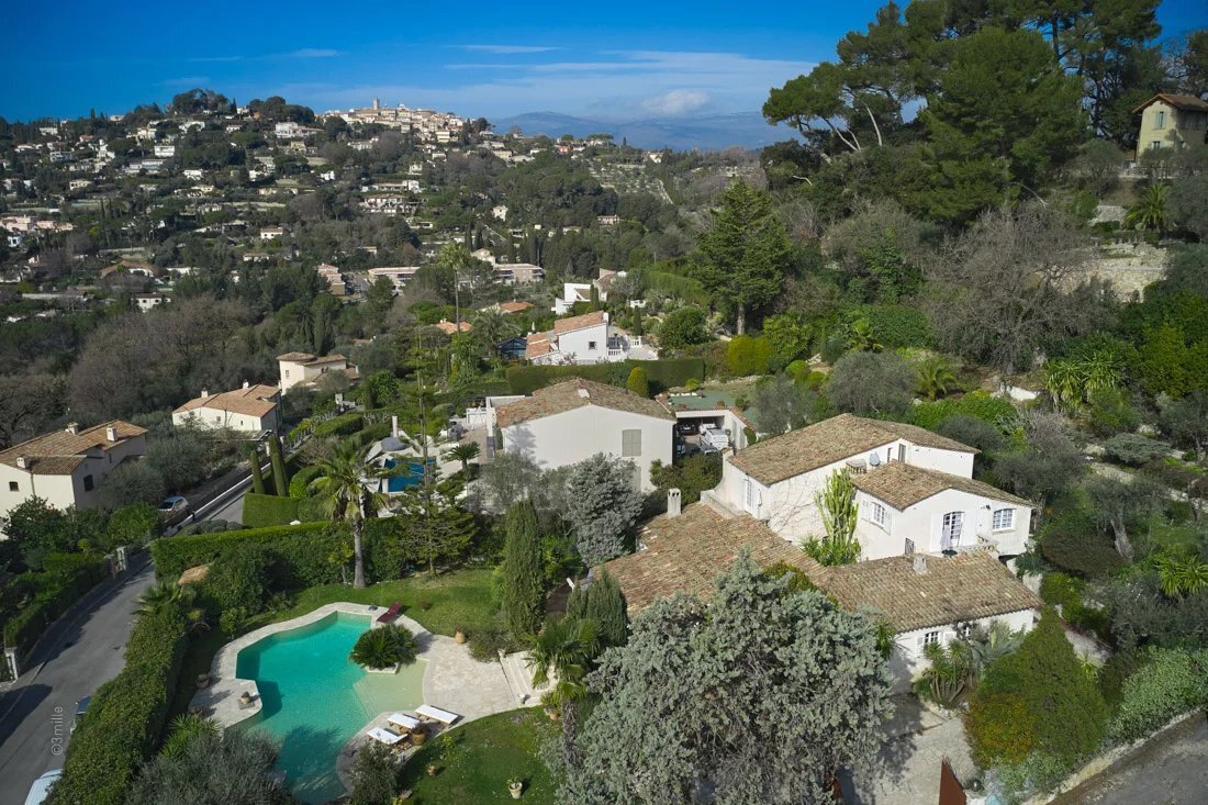 House in Mougins, Provence-Alpes-Côte d'Azur, France 2 - 11805220