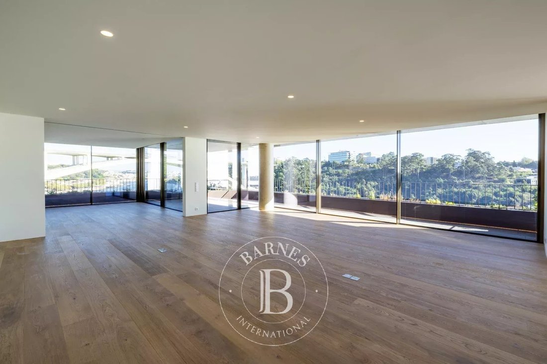 Apartment in Lordelo do Ouro e Massarelos, Porto District, Portugal 3 - 14842478