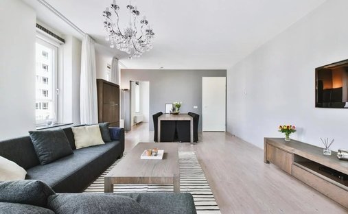 Apartment in La Plaine des Sablons, Neuilly-sur-Seine, France 1