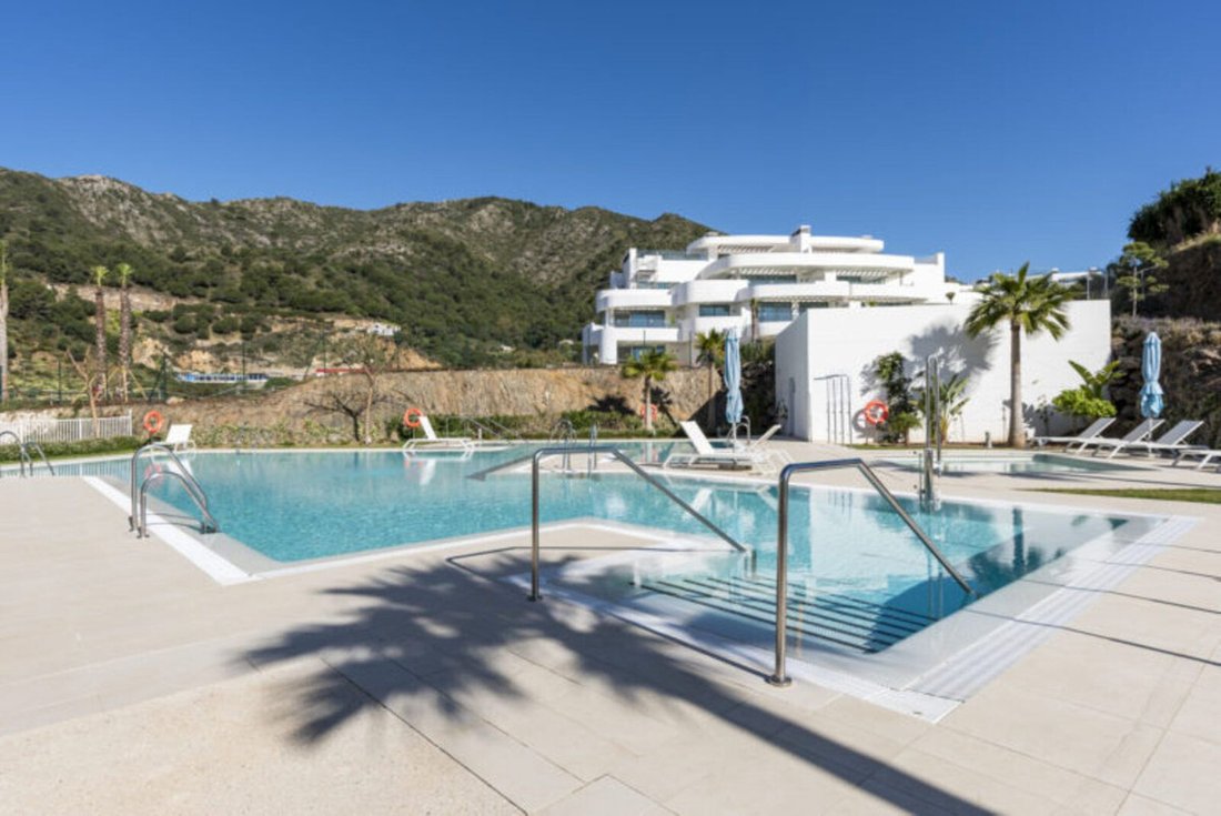 Apartment in Marbella, Andalusia, Spain 3 - 15190336