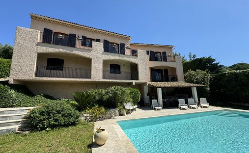 Villa a La Maure-Super Cannes, Vallauris, Francia 1