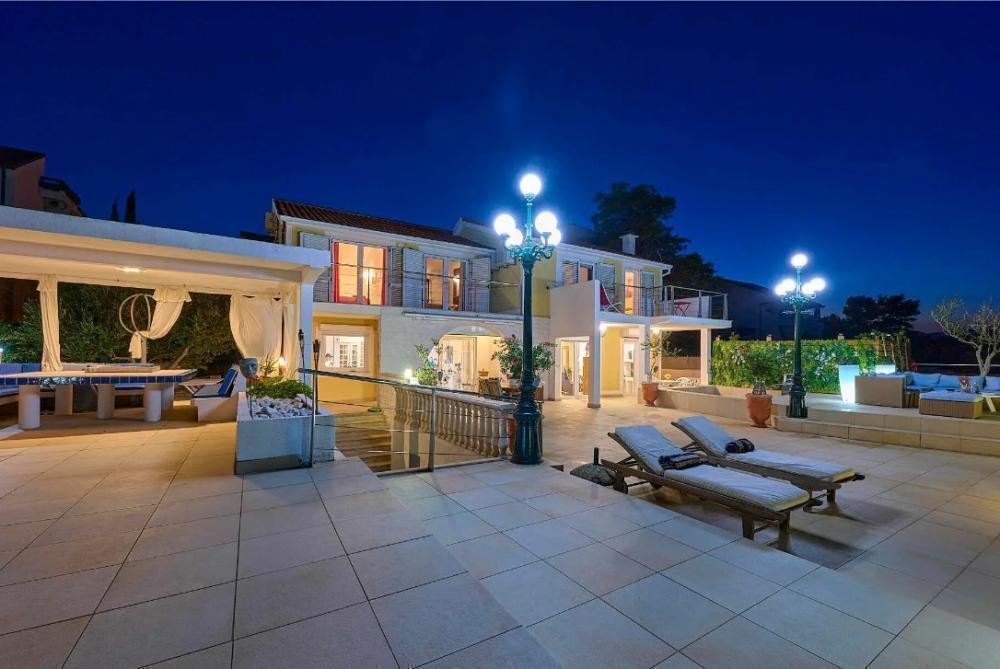 Villa in Zedno, Split-Dalmatia County, Croatia 1 - 12253271