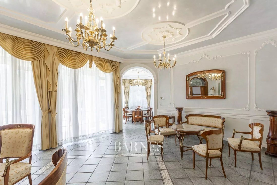 Villa in Budapest, Hungary 3 - 12267261