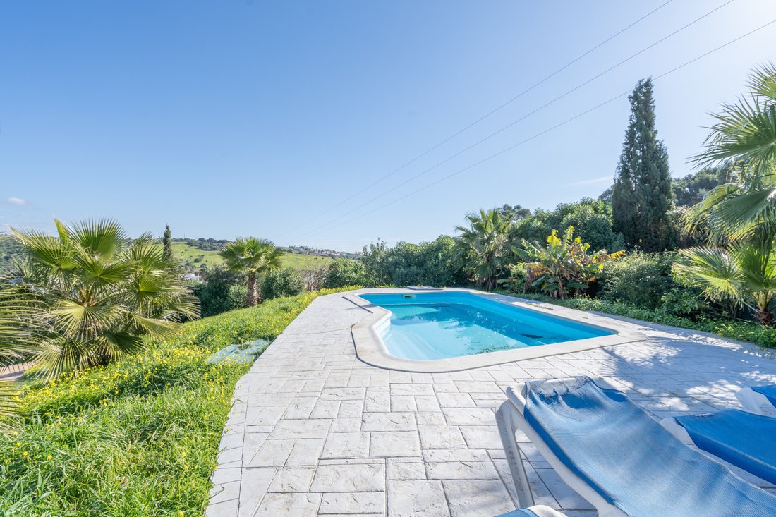 Villa in Estepona, Andalusia, Spain 2 - 15196390