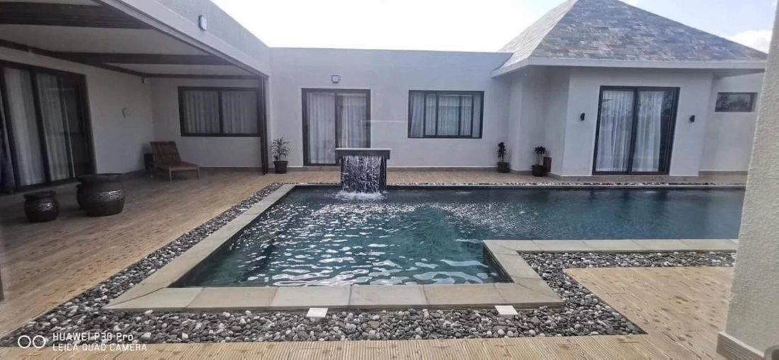 Villa in Balaclava, Pamplemousses District, Mauritius 1 - 14288137