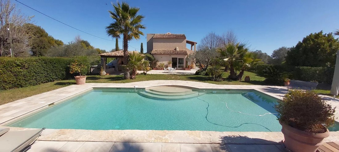Villa in Valbonne, Provence-Alpes-Côte d'Azur, France 2 - 14531086