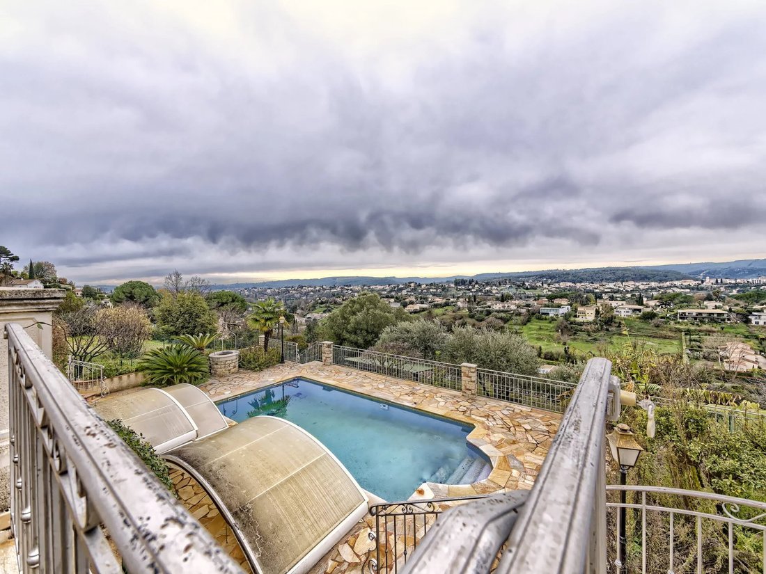 Villa in Saint-Paul-de-Vence, Provence-Alpes-Côte d'Azur, France 3 - 12475908